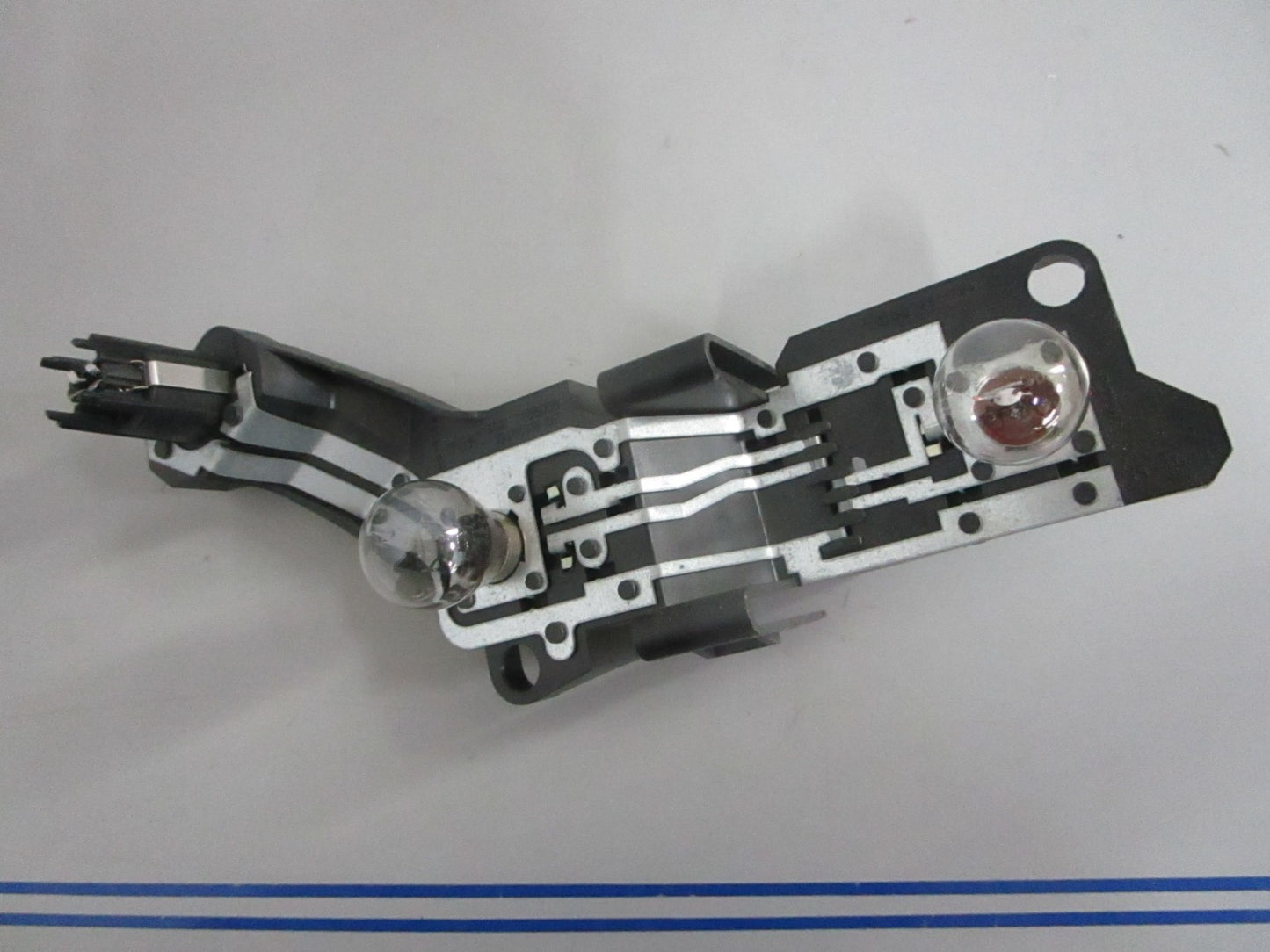 *NEW OEM* 0820 MINI Rear Driver's Side Socket Bulb 63217166007