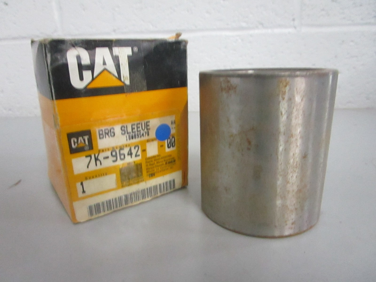 NEW OEM 7K-9642 CAT Bearing Sleeve 0820