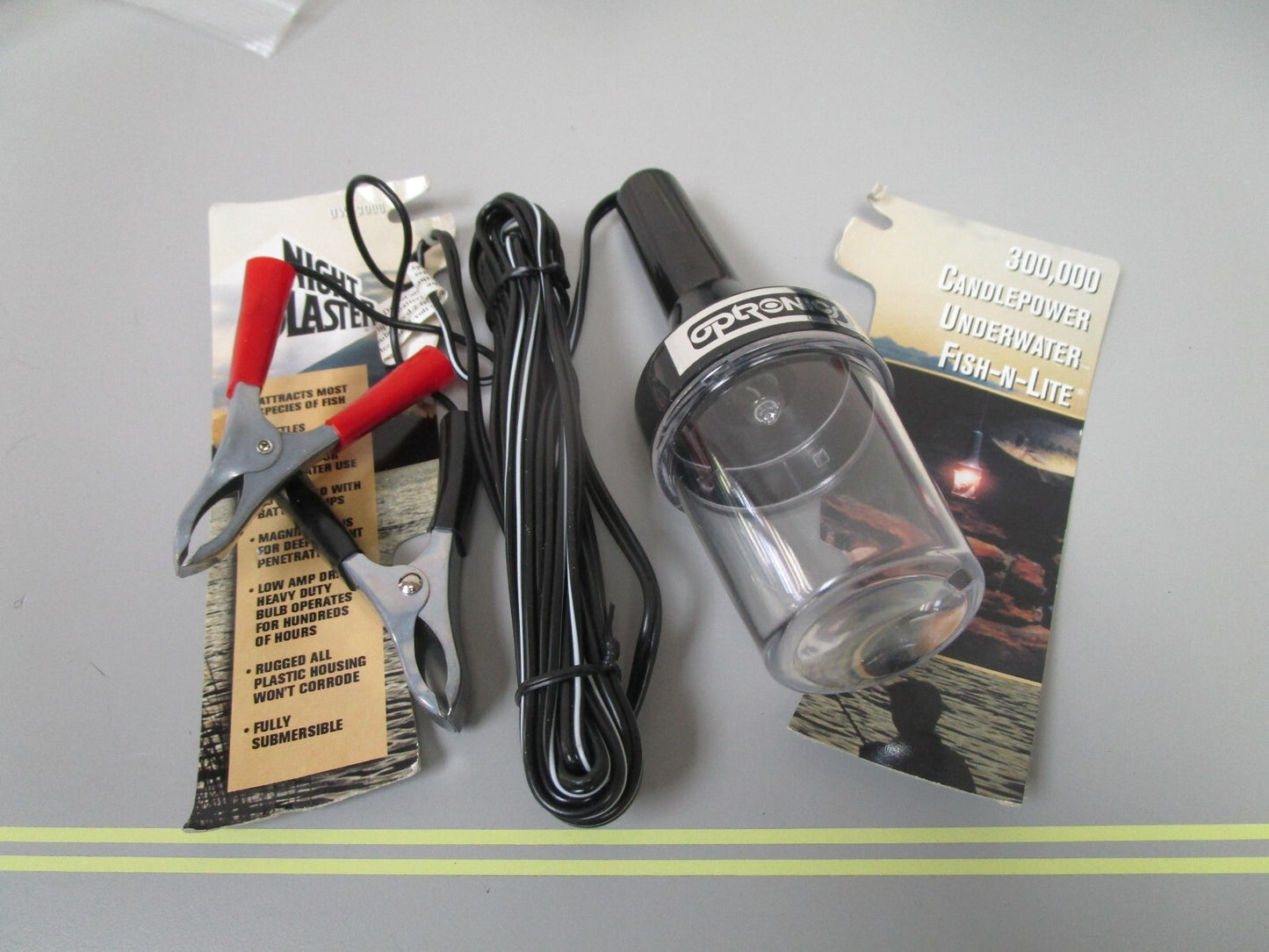 *NEW* 0810 Night Blaster 12V Fish-N-Lite UW-3000