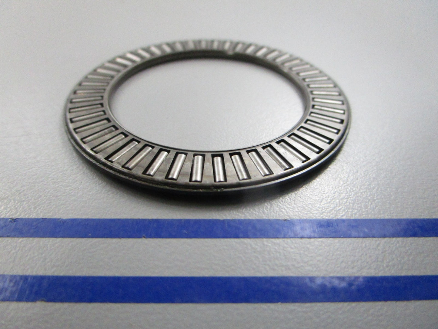 NEW OEM 382408 0382408 OMC Johnson Evinrude Bearing 0810