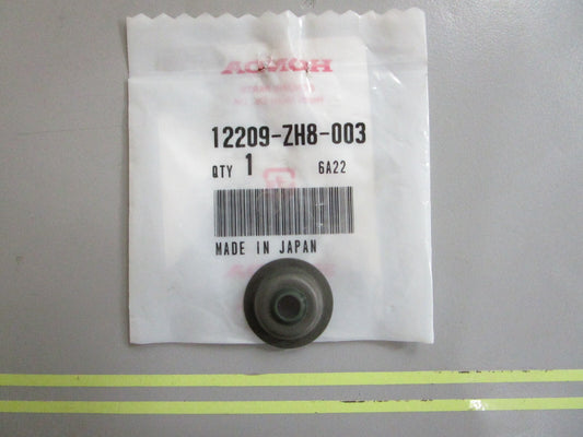 *NEW OEM* 0810 Honda Seal 12209-ZH8-003