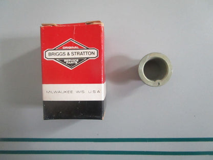 NEW OEM 21216 Briggs & Stratton Carburetor Venturi 0820