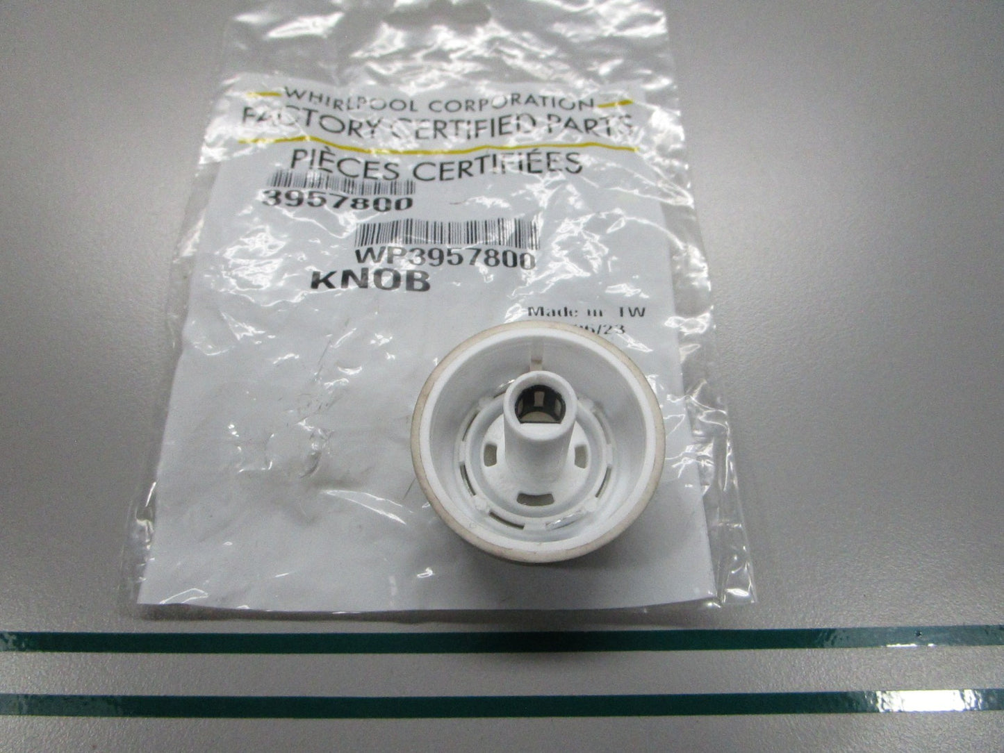 NEW OEM WP3957800 Whirlpool Control Knob 0810