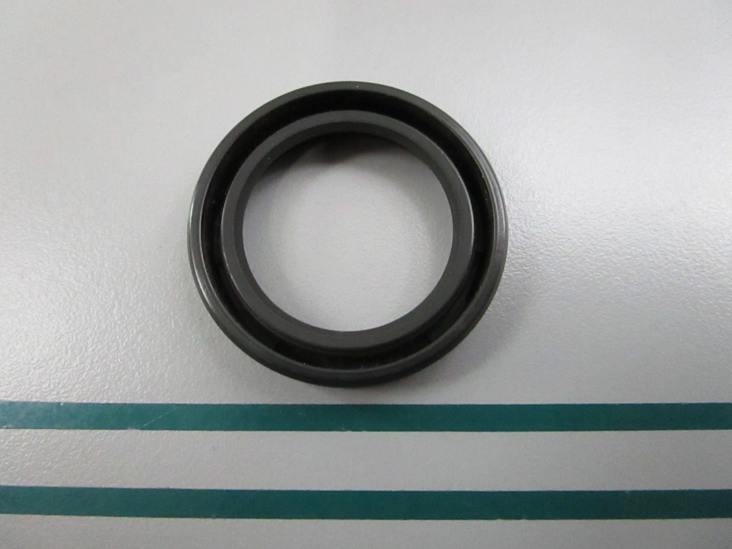 NEW OEM 853868 Volvo Penta Sealing Ring 0810