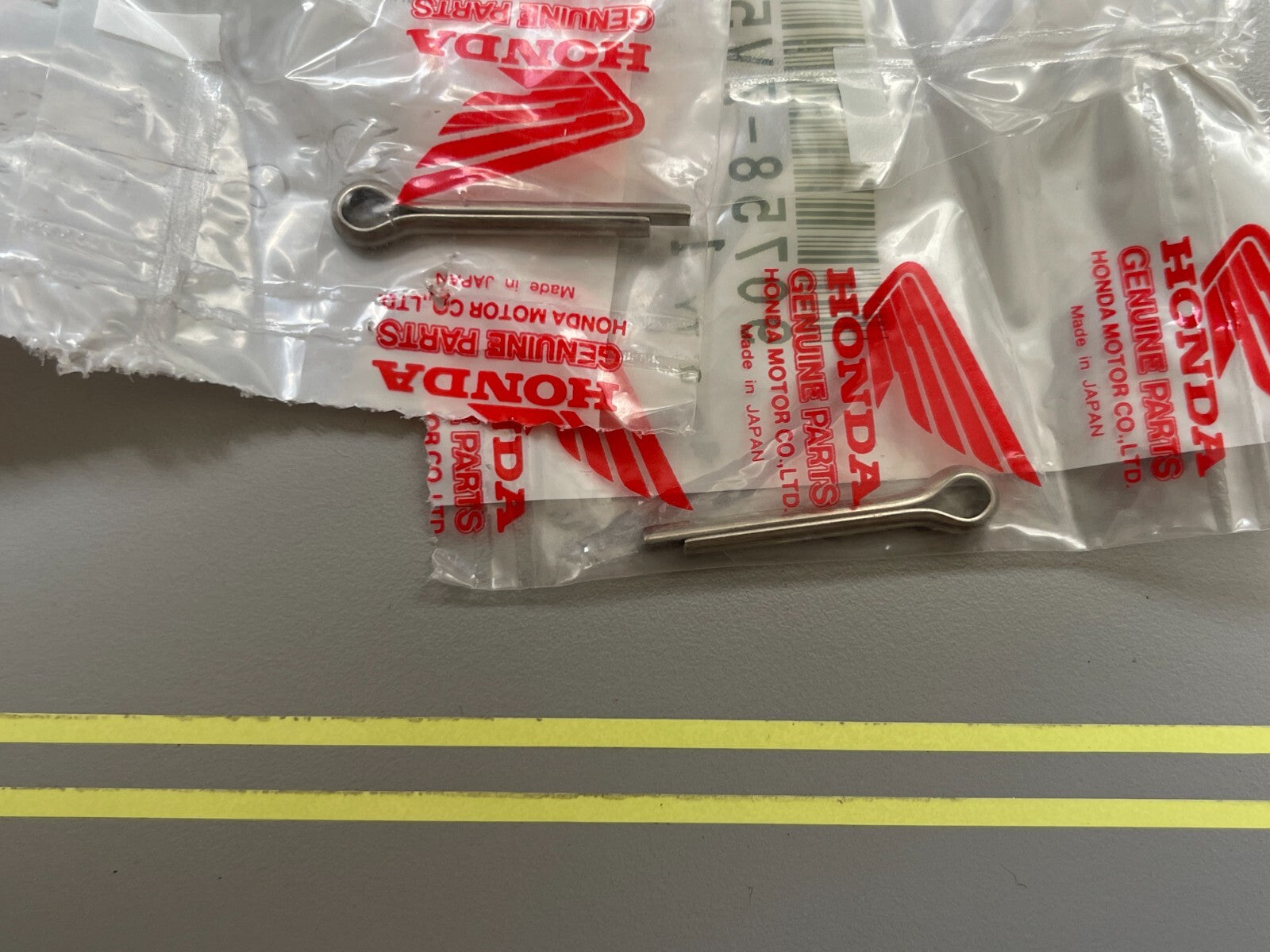 *NEW OEM* (LOT OF 2) 0810 Honda Split Pin 90758-ZV5-000