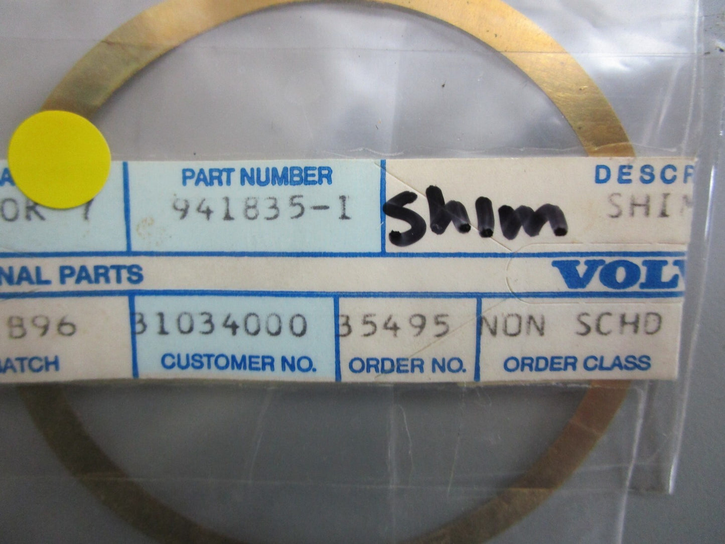 *NEW OEM* 0810 Volvo Penta Shim 941835-1