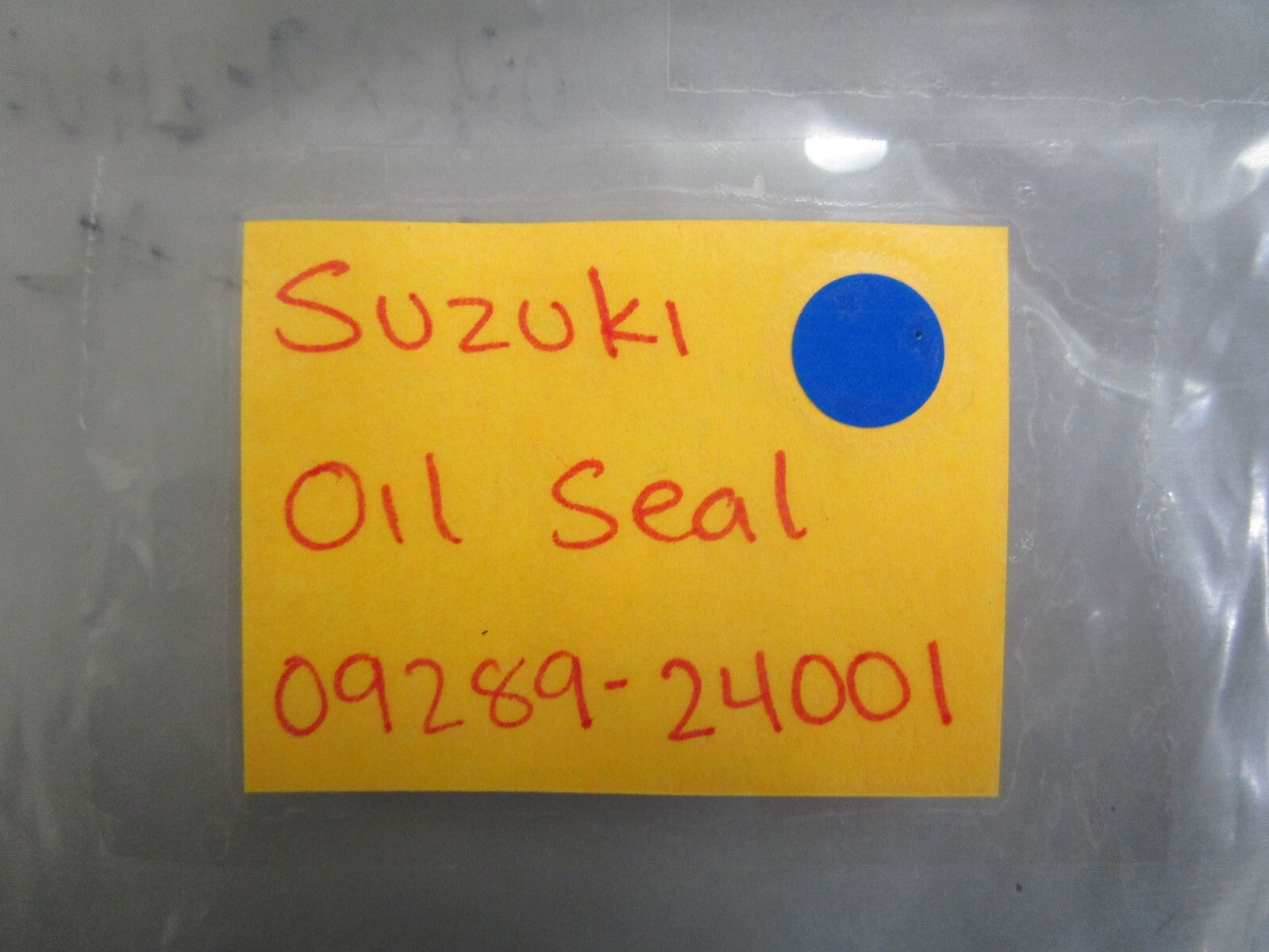 *NEW OEM* (LOT OF 2) 0810 Suzuki Oil Seal 09289-24001