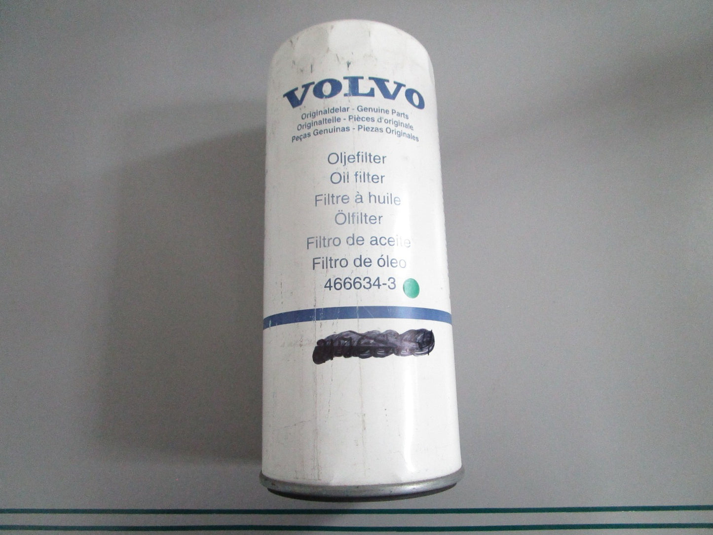 NEW OEM 466634 Volvo Penta Oil Filter 0820
