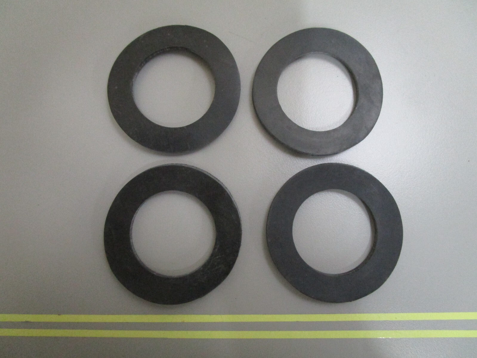 *NEW OEM* (LOT OF 4) 0810 Mercury Quicksilver Gasket 27-74856