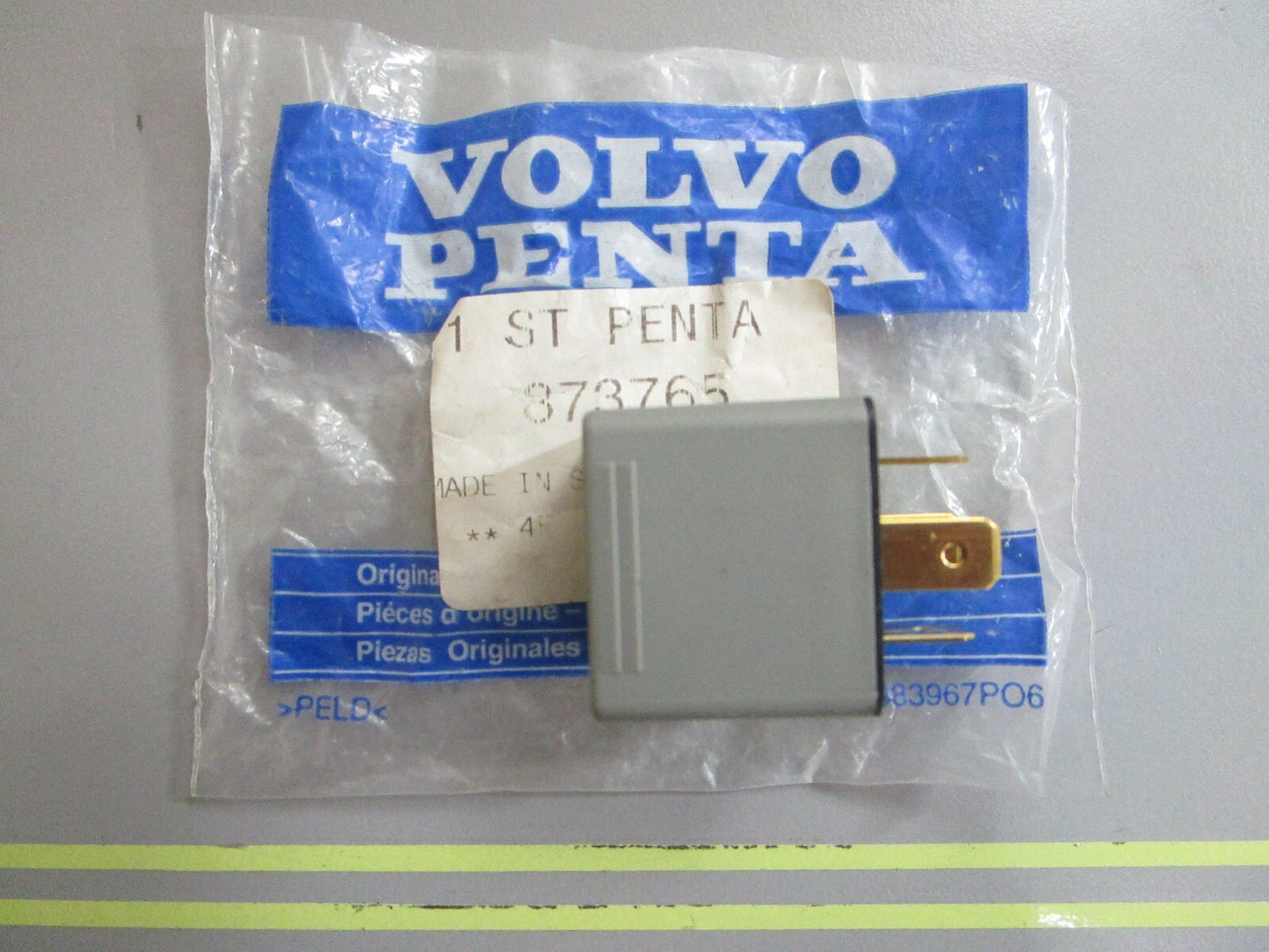 *NEW OEM* 0810 Volvo Penta Relay 873765