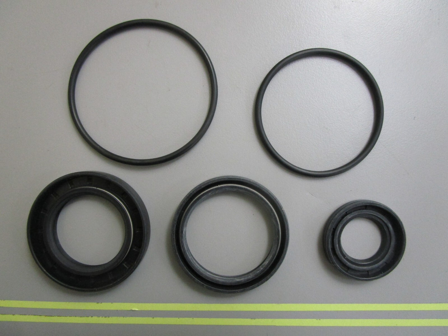 *NEW* 0810 Pro Marine Crankshaft Seal Kit 2322 For 1984-2005 Yamaha 60-70HP