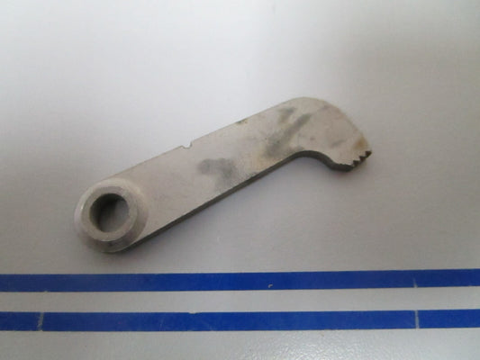 *NEW OEM* 0810 OMC Johnson Evinrude Long Tensioner Pawl 909335 0909335