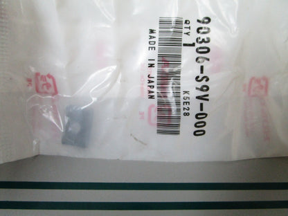 NEW OEM 90306-S9V-000 Honda Hinge Nut 0810