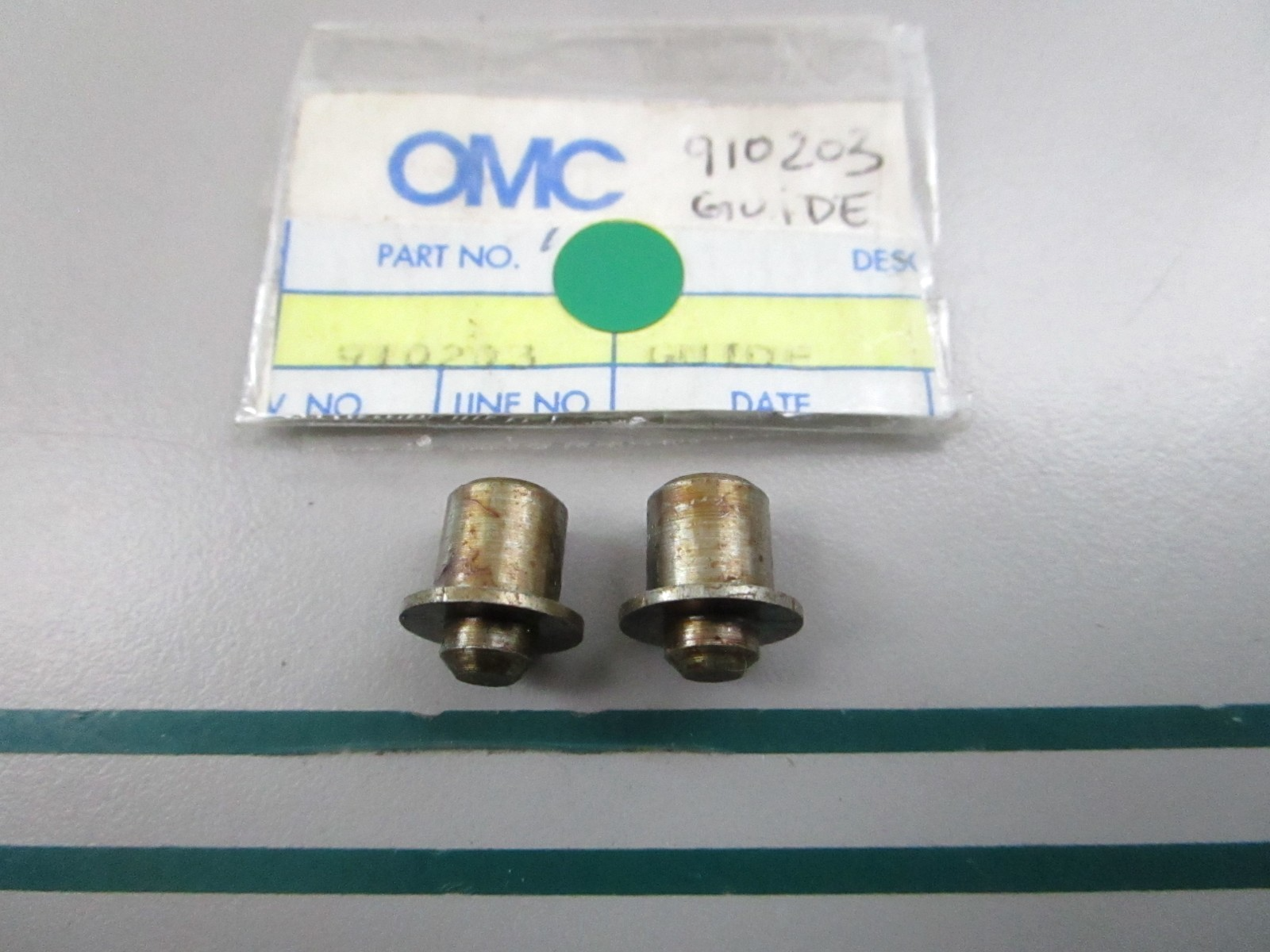 NEW OEM (LOT OF 2) 910203 0910203 OMC Johnson Evinrude Guide 0810