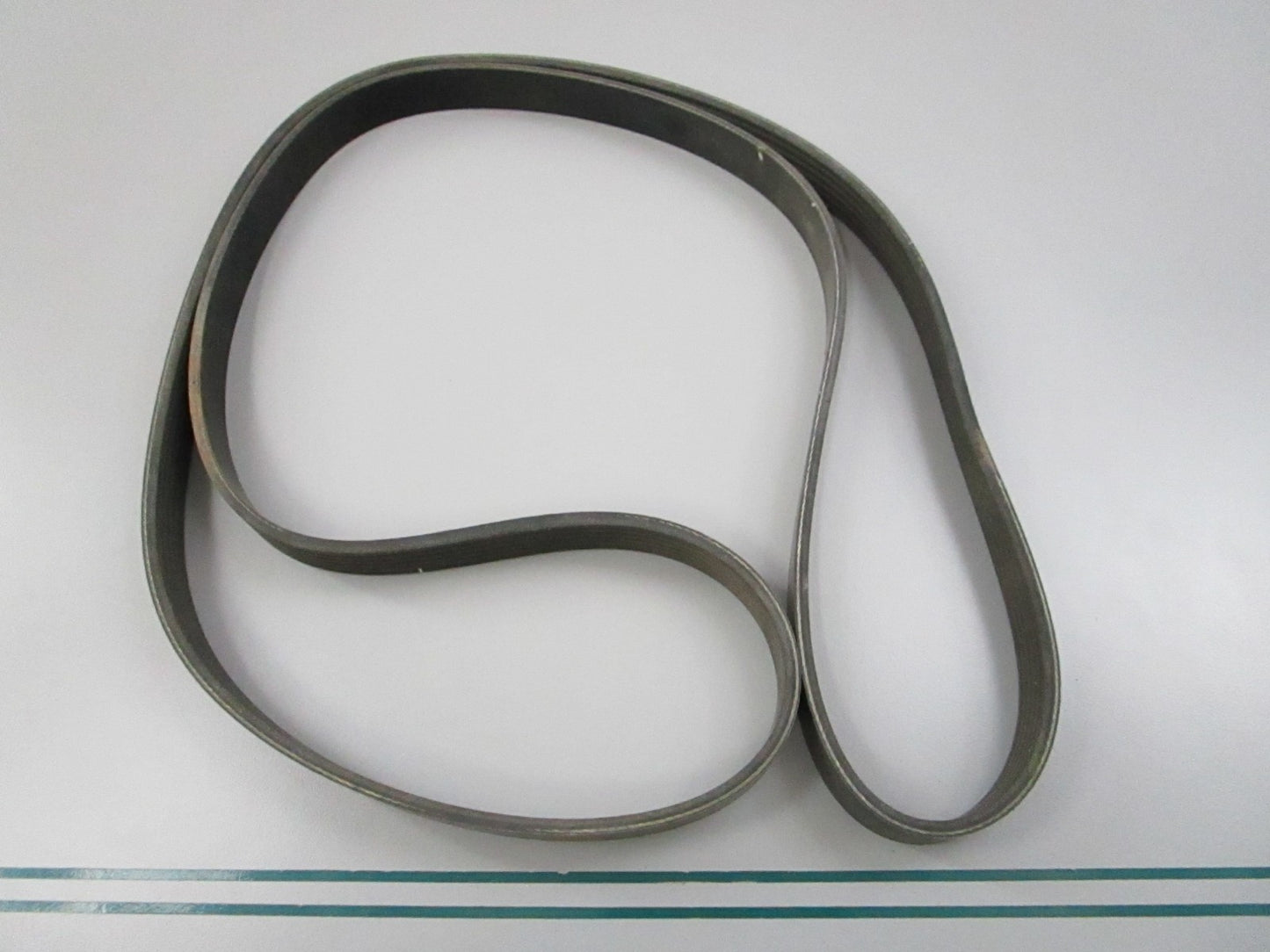 NEW 5060710 Dayco Serpentine Belt 0810