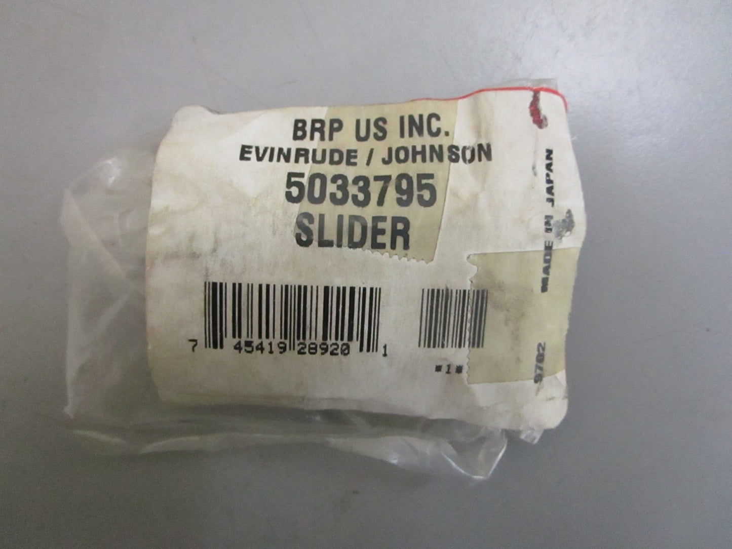 *NEW OEM* 0820 OMC Johnson Evinrude Slider 5033795