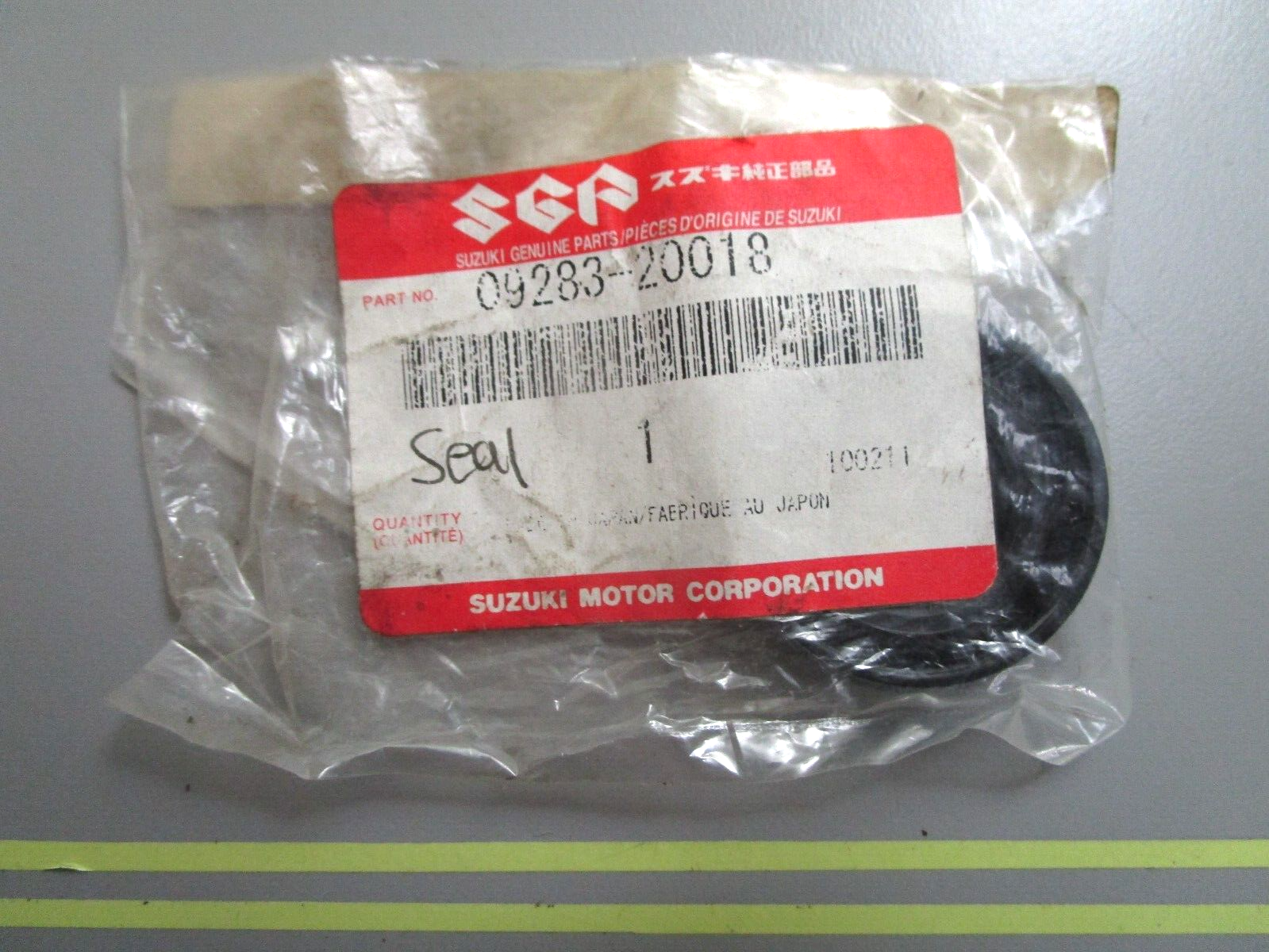 *NEW OEM* 0750 Suzuki OIL SEAL 09283-20018
