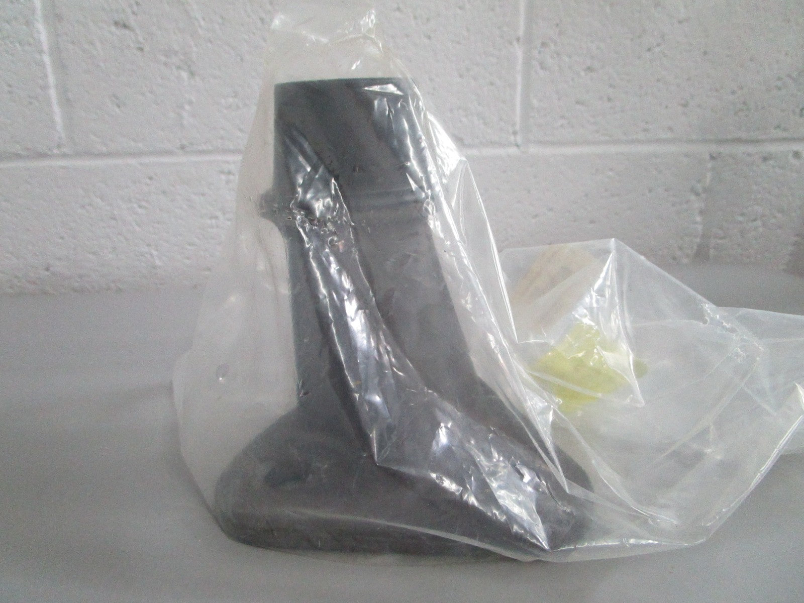 NEW OEM 270000886 Sea-Doo Front Engine Rubber Mount 0820