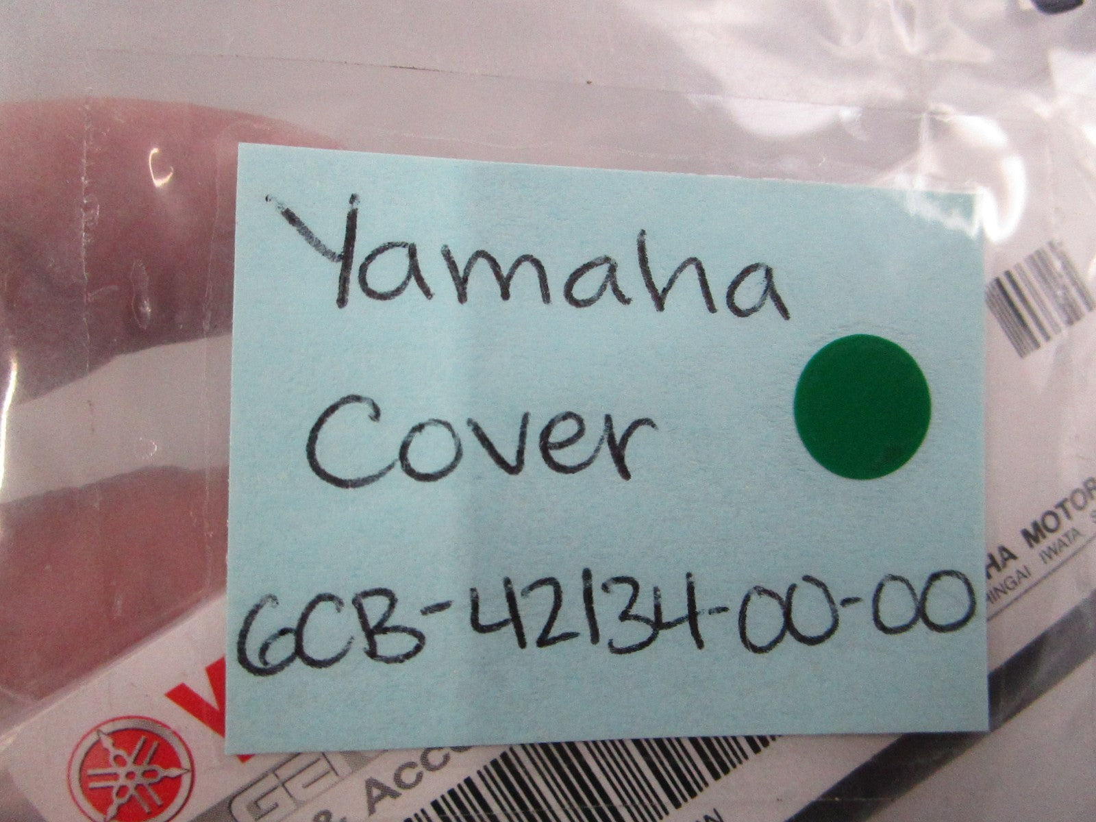NEW OEM (LOT OF 2) 6CB-42134-00-00 Yamaha Cover 0810