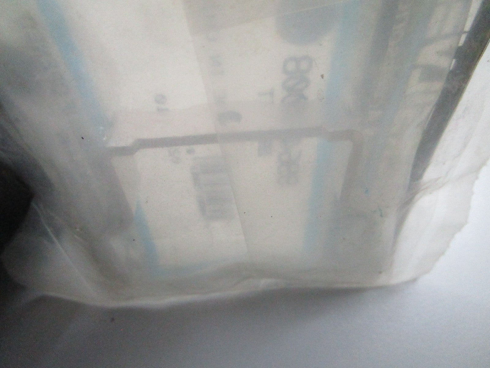 *NEW OEM* 0810 Mercury Quicksilver Bracket 896437008