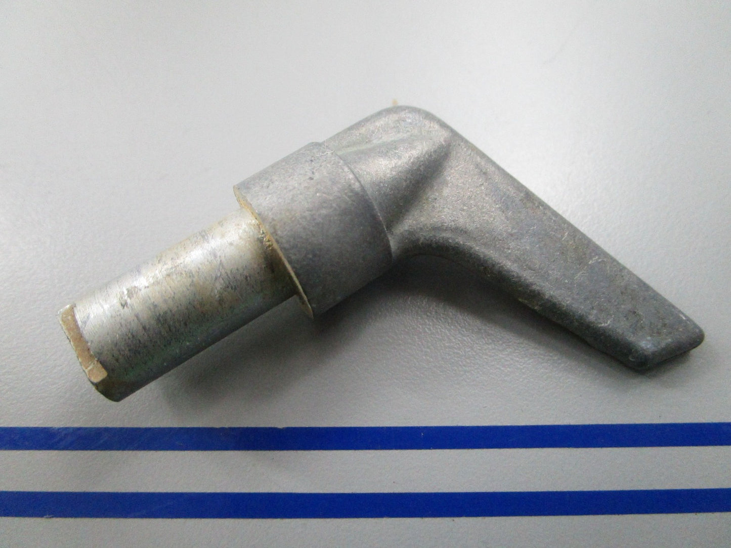 NEW OEM 308293 0308293 OMC Johnson Evinrude Handle 0810