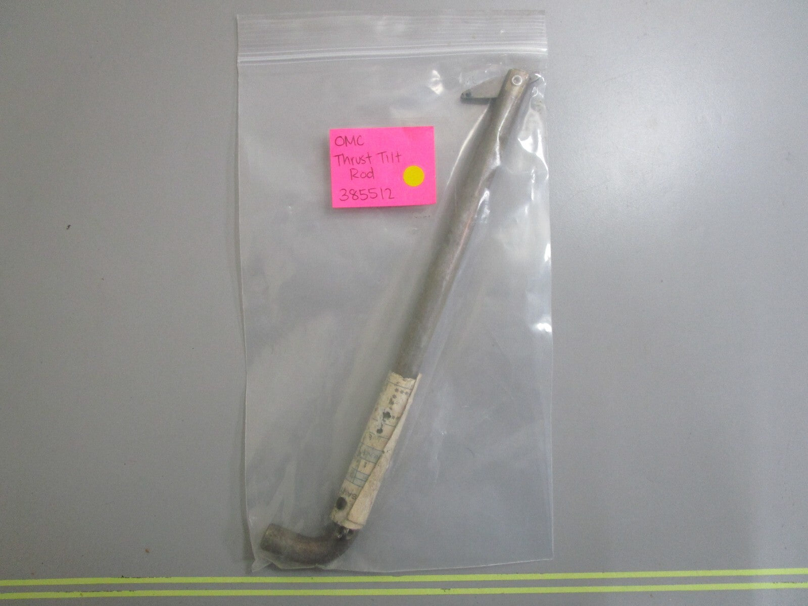 *NEW OEM* 0810 OMC Johnson Evinrude Thrust Tilt Rod 385512 0385512