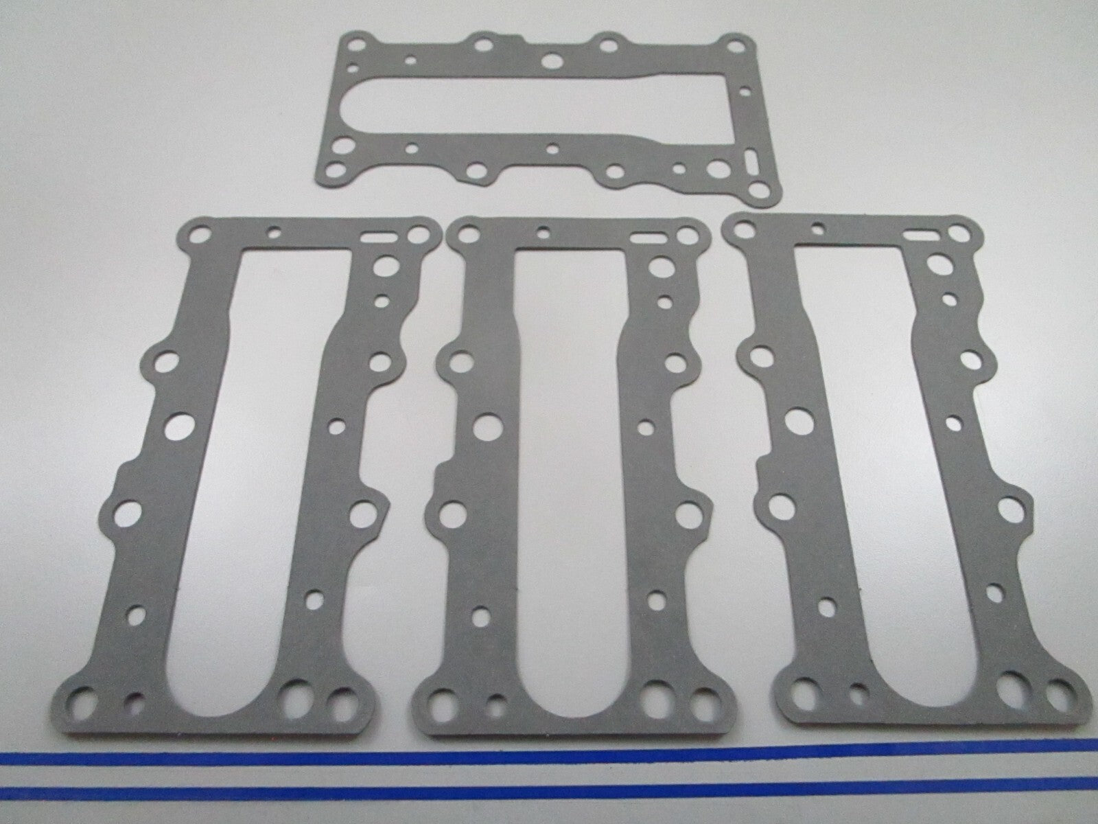 *NEW OEM* (LOT OF 4) 0810 OMC Johnson Evinrude Gasket 318925 0318925
