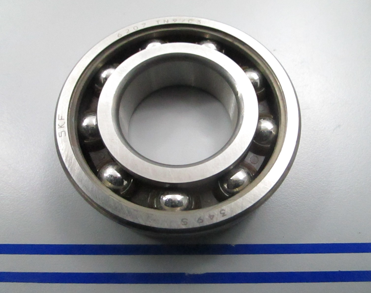 *NEW* 0810 SKF Ball Bearing 6207TN9/C3