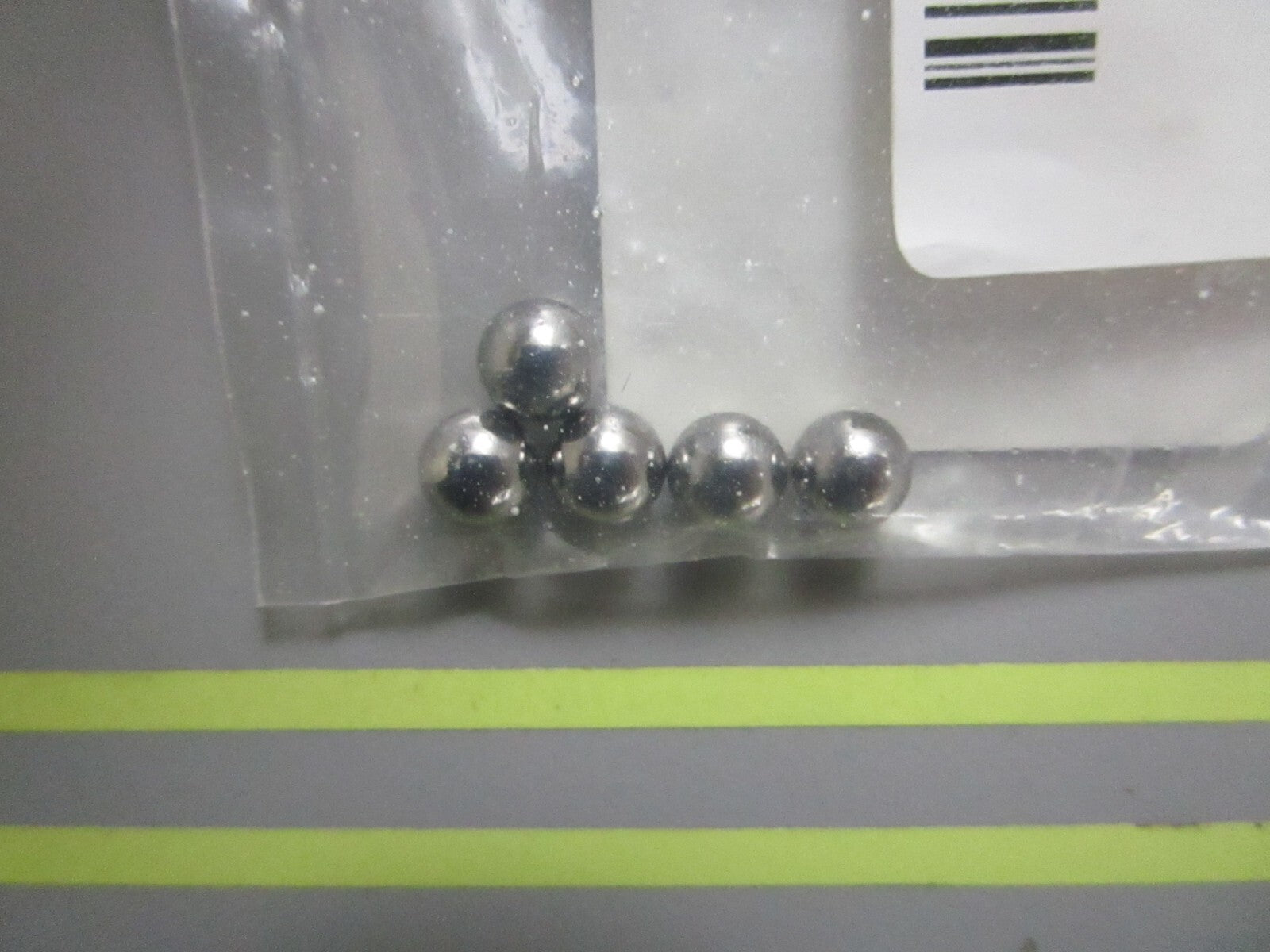 *NEW OEM* (LOT OF 5) 0810 Yamaha Ball 93507-32031