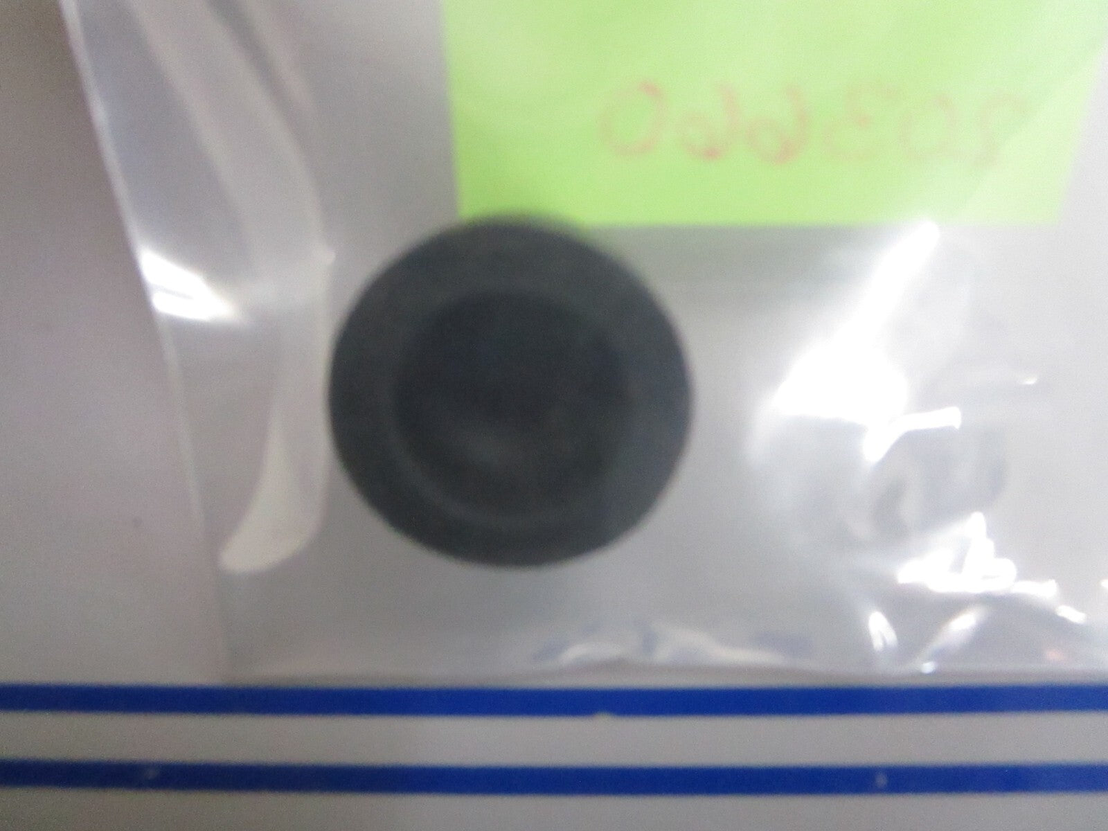 *NEW OEM* 0810 OMC Johnson Evinrude Cover 203660 0203660