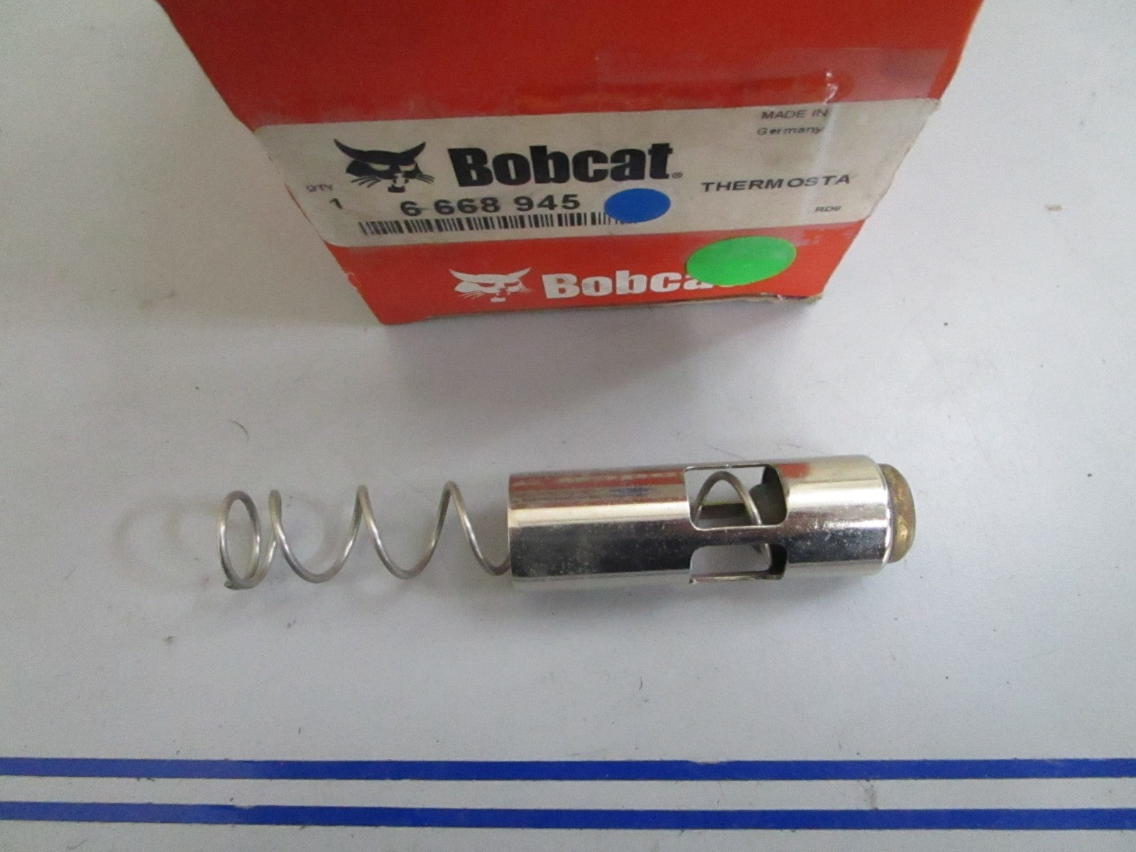 *NEW OEM* 0820 Bobcat Thermostat 6668945