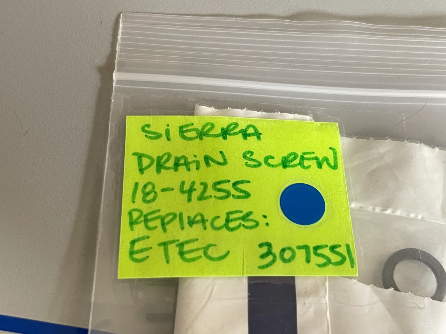 *NEW* 0810 Sierra Drain Screw 18-4255 Replaces: ETEC 307551