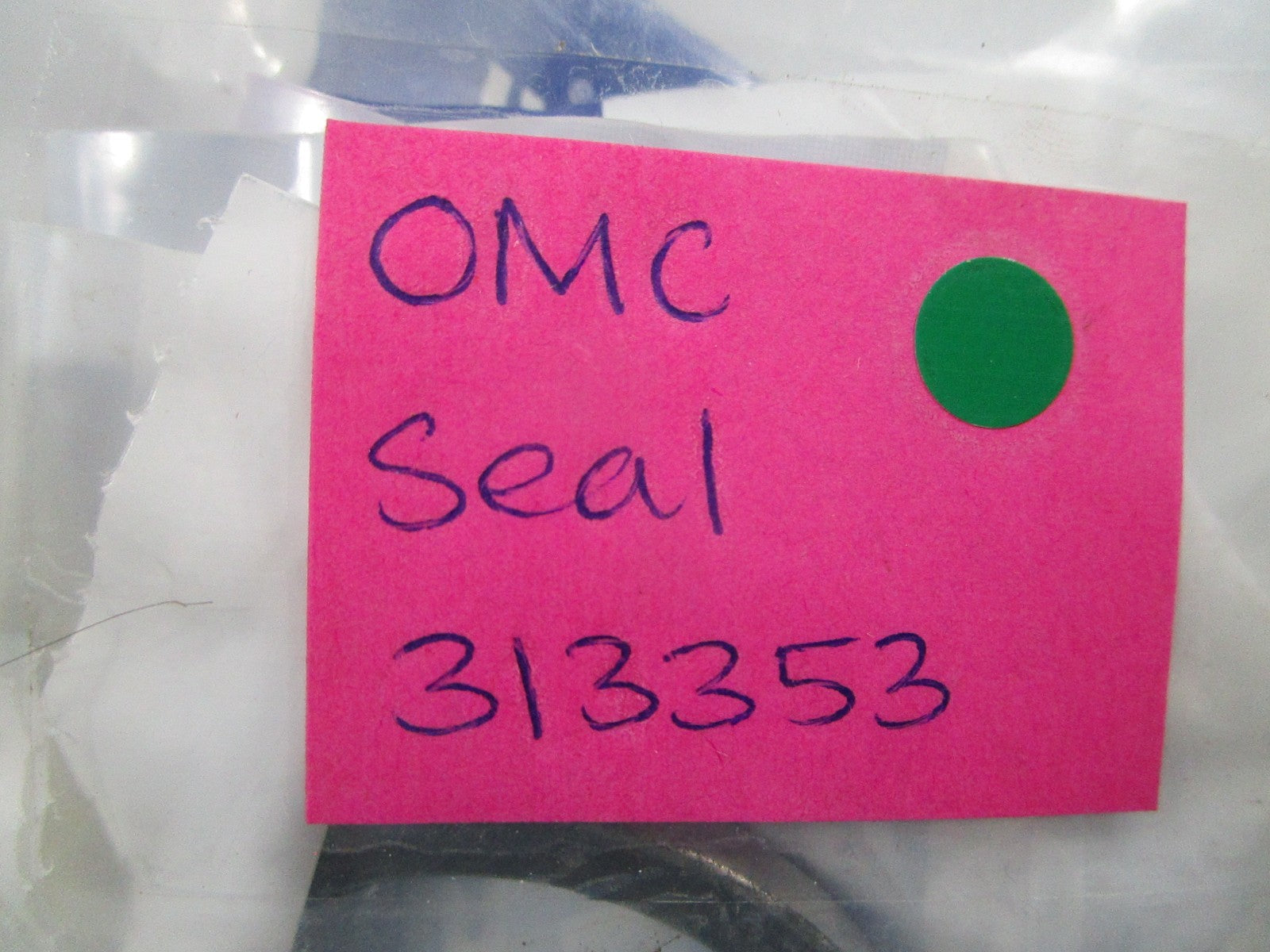 NEW OEM (LOT OF 5) 313353 0313353 OMC Johnson Evinrude Seal 0810