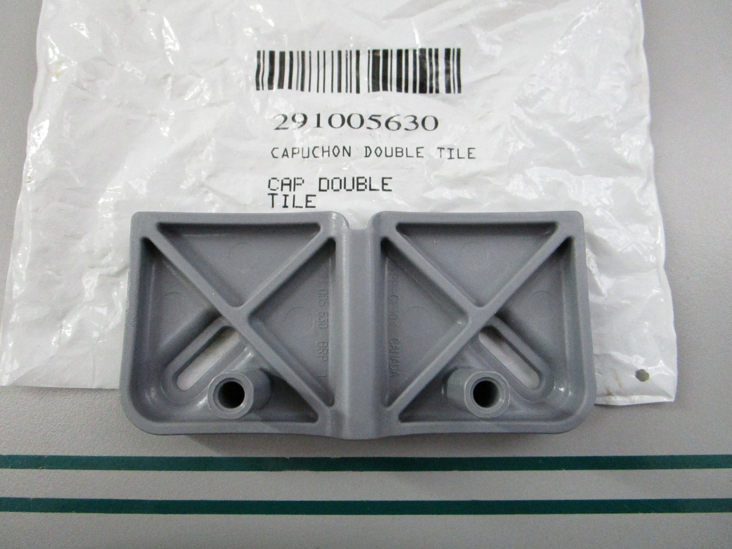 NEW 291005630 Sea-Doo Double Tile Cap 0810
