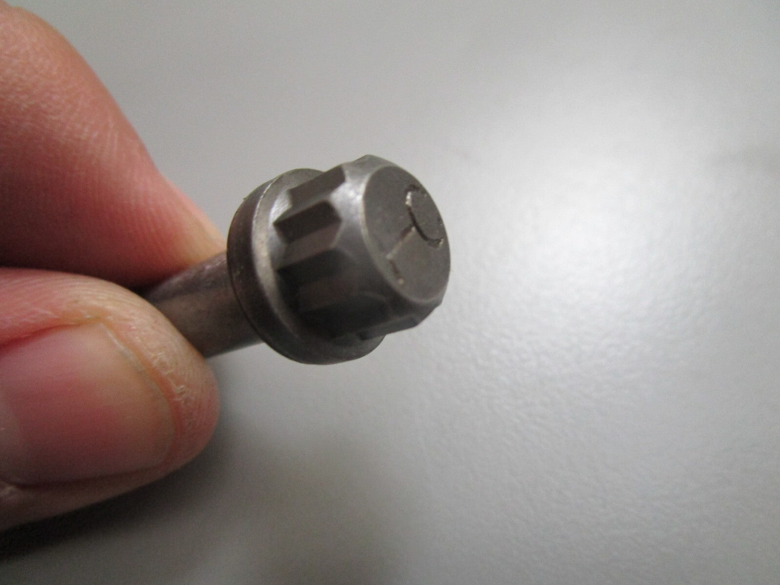 *NEW OEM* 0810 Mercury Quicksilver Rod Bolt 10-94320