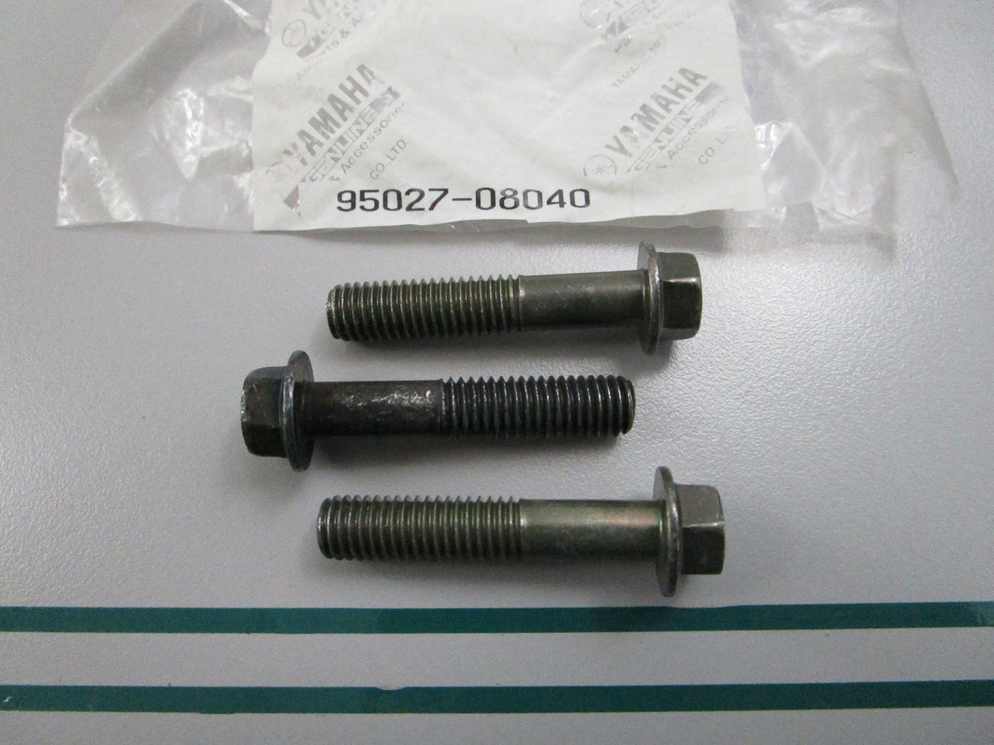 NEW OEM (LOT OF 3) 95027-08040-00 Yamaha Bolt 0810