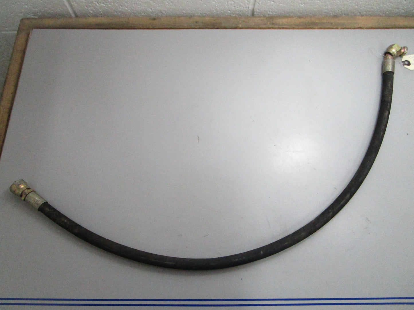*NEW OEM* 0820 Case New Holland Hydraulic Hose 85807873