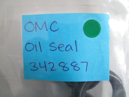 NEW OEM 342887 0342887 OMC Johnson Evinrude Oil Seal 0820