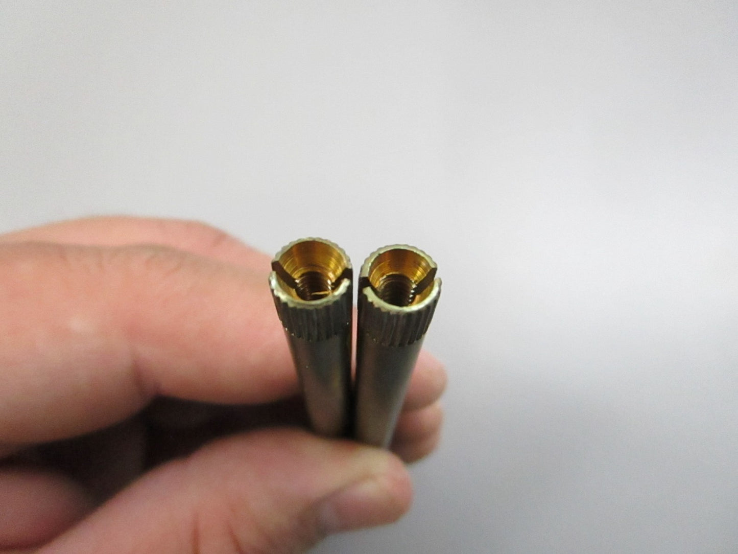 NEW OEM (LOT OF 2) 304082 0304082 OMC Johnson Evinrude Hi-Speed Adj Needle 0810