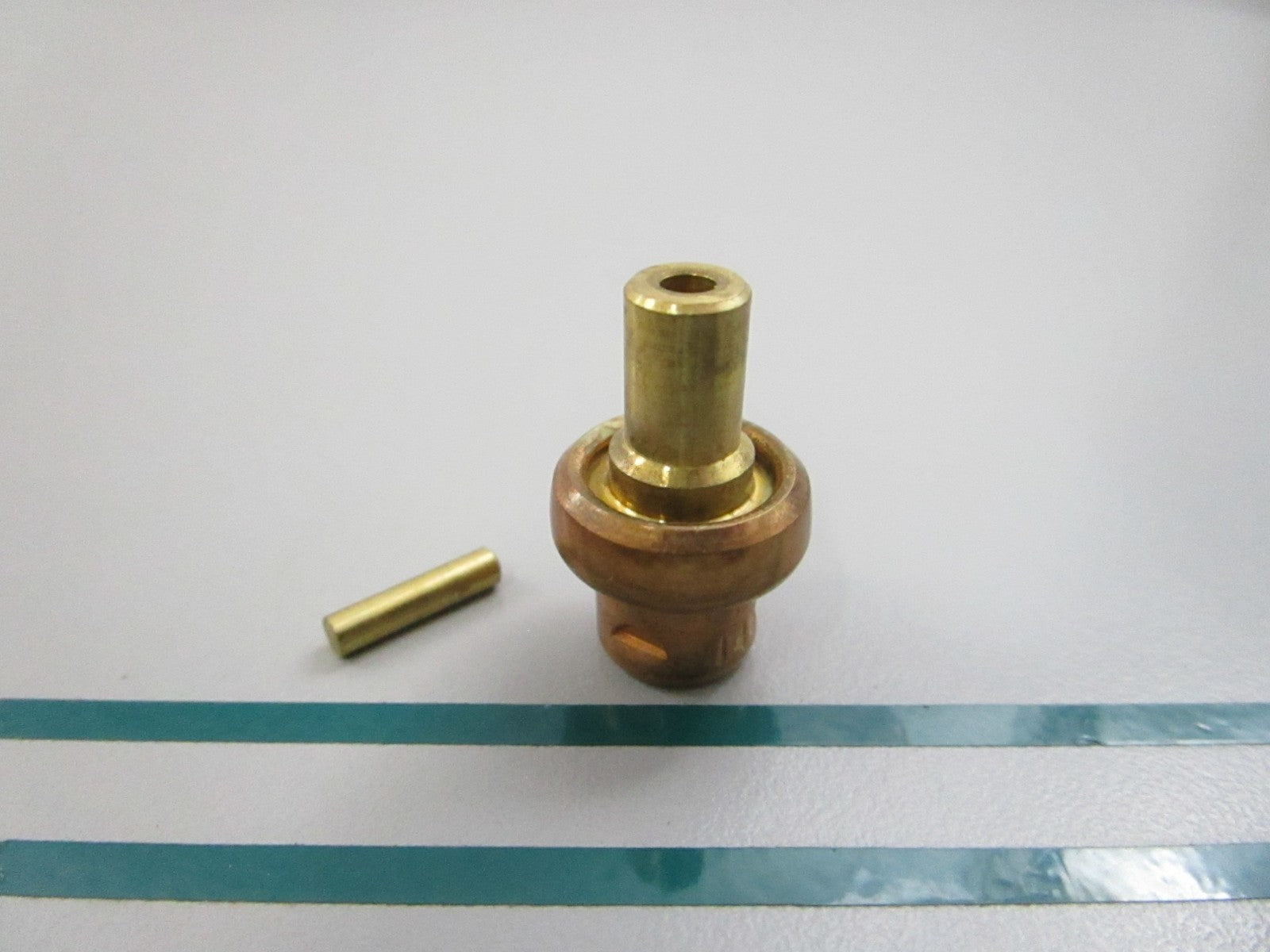 NEW OEM 436195 0436195 OMC Johnson Evinrude Thermostat 0810