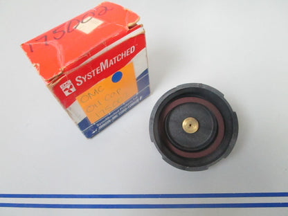 *NEW OEM* 0810 OMC Johnson Evinrude Oil Cap 175002 0175002