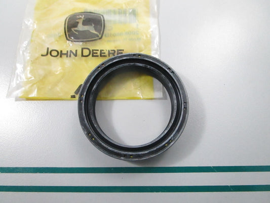NEW OEM CH14642 John Deere Seal 0810