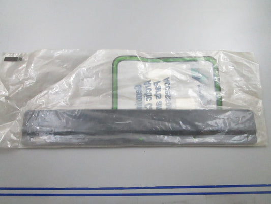 *NEW OEM* 0810 Arctic Cat Hood Guide 0616-622