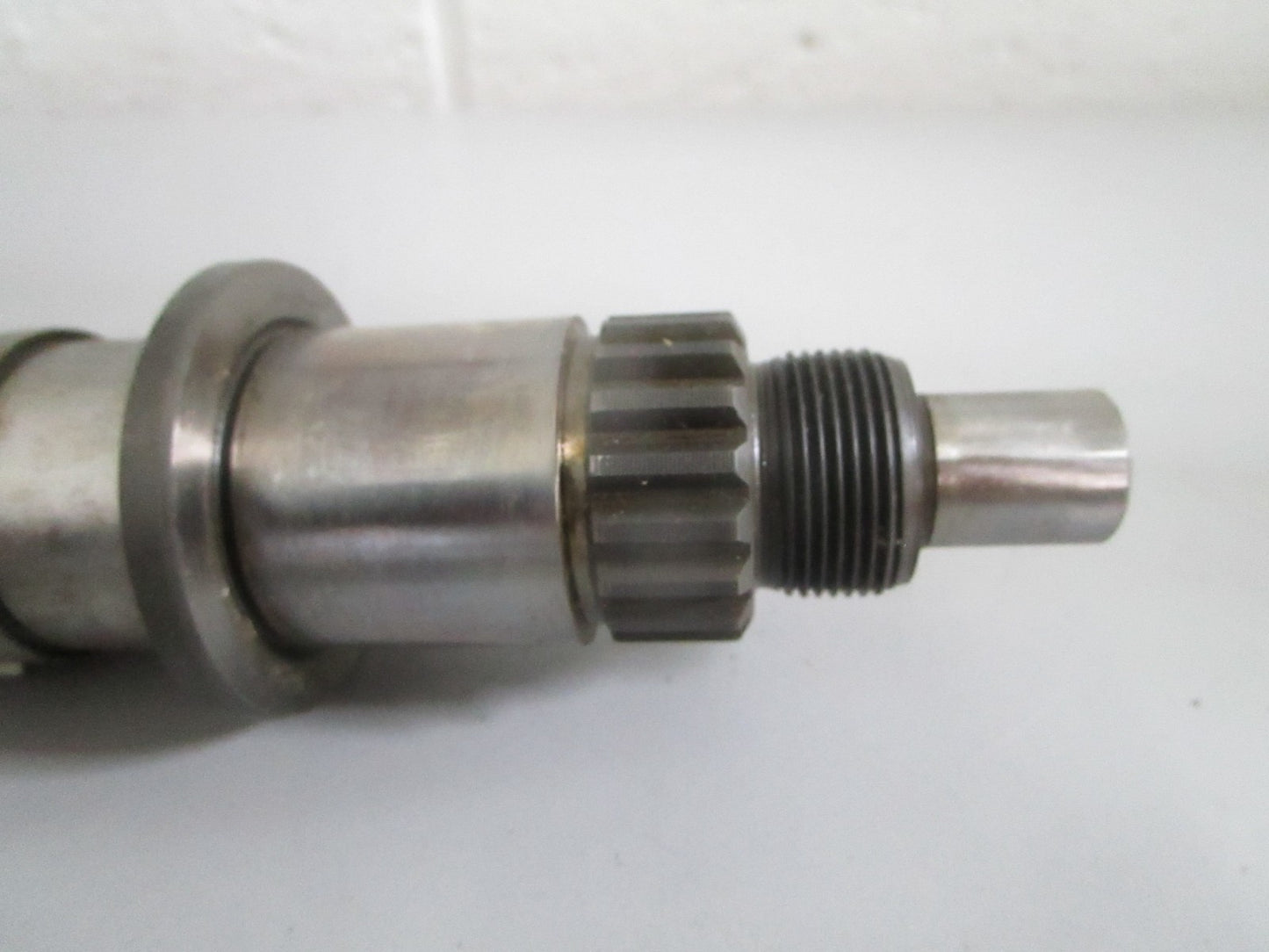 NEW OEM 1802620105 Merecedes-Benz Main Shaft 0820