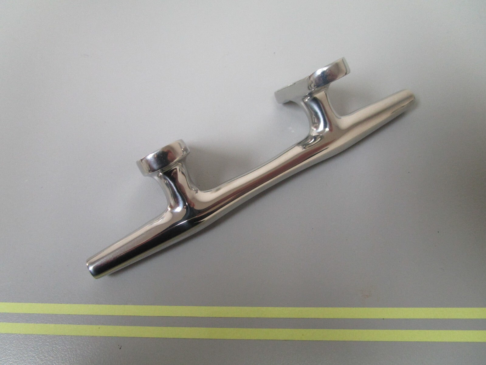 *NEW* 0810 SeaDog 5" Stainless Steel Open Base Cleat 041605-1