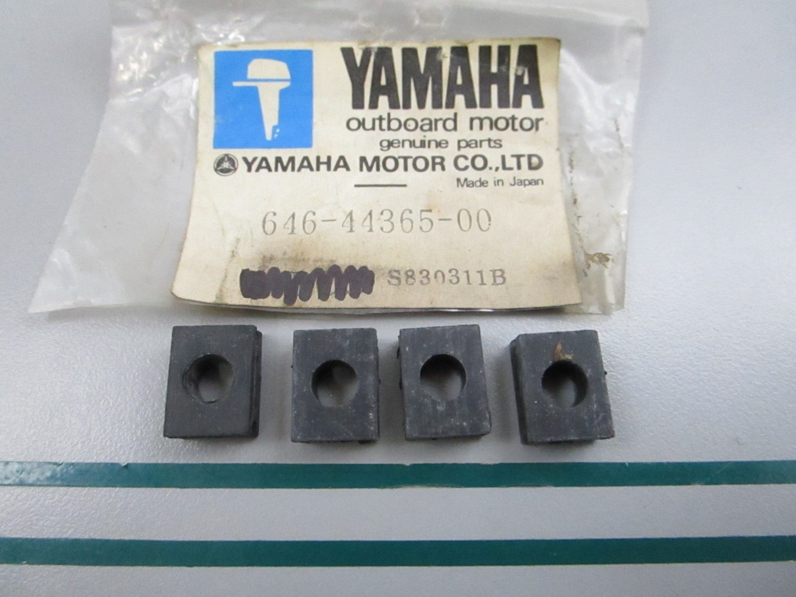 NEW OEM (LOT OF 4) 646-44365-00-00 Yamaha Pipe Seal 0810
