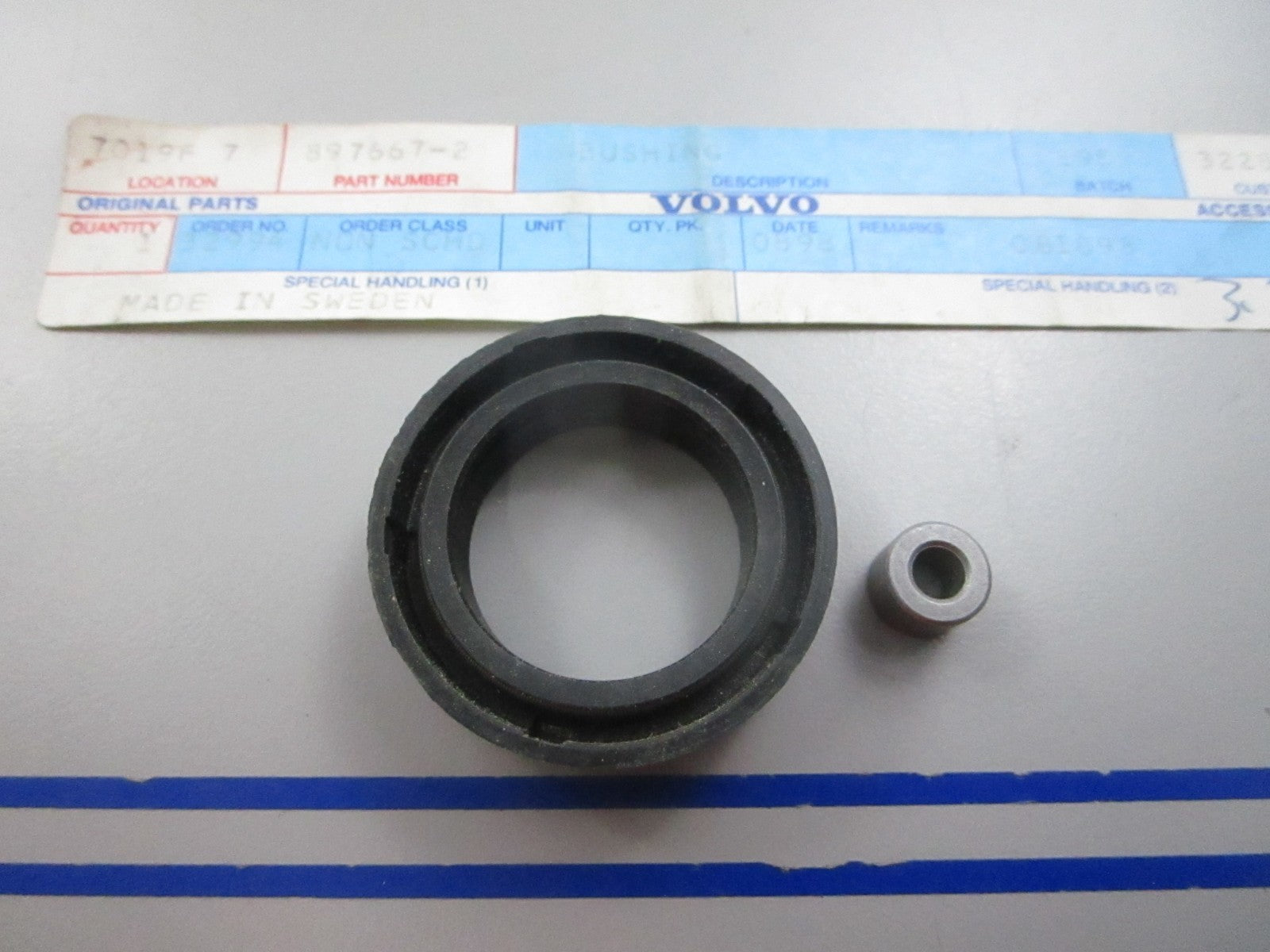 NEW OEM 342787 Volvo Penta Oil Seal 0810