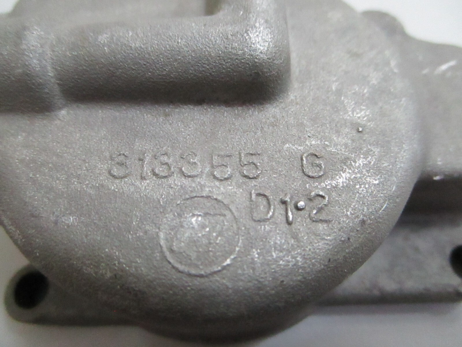 *NEW OEM* 0820 OMC Johnson Evinrude Float Chamber 383319 0383319