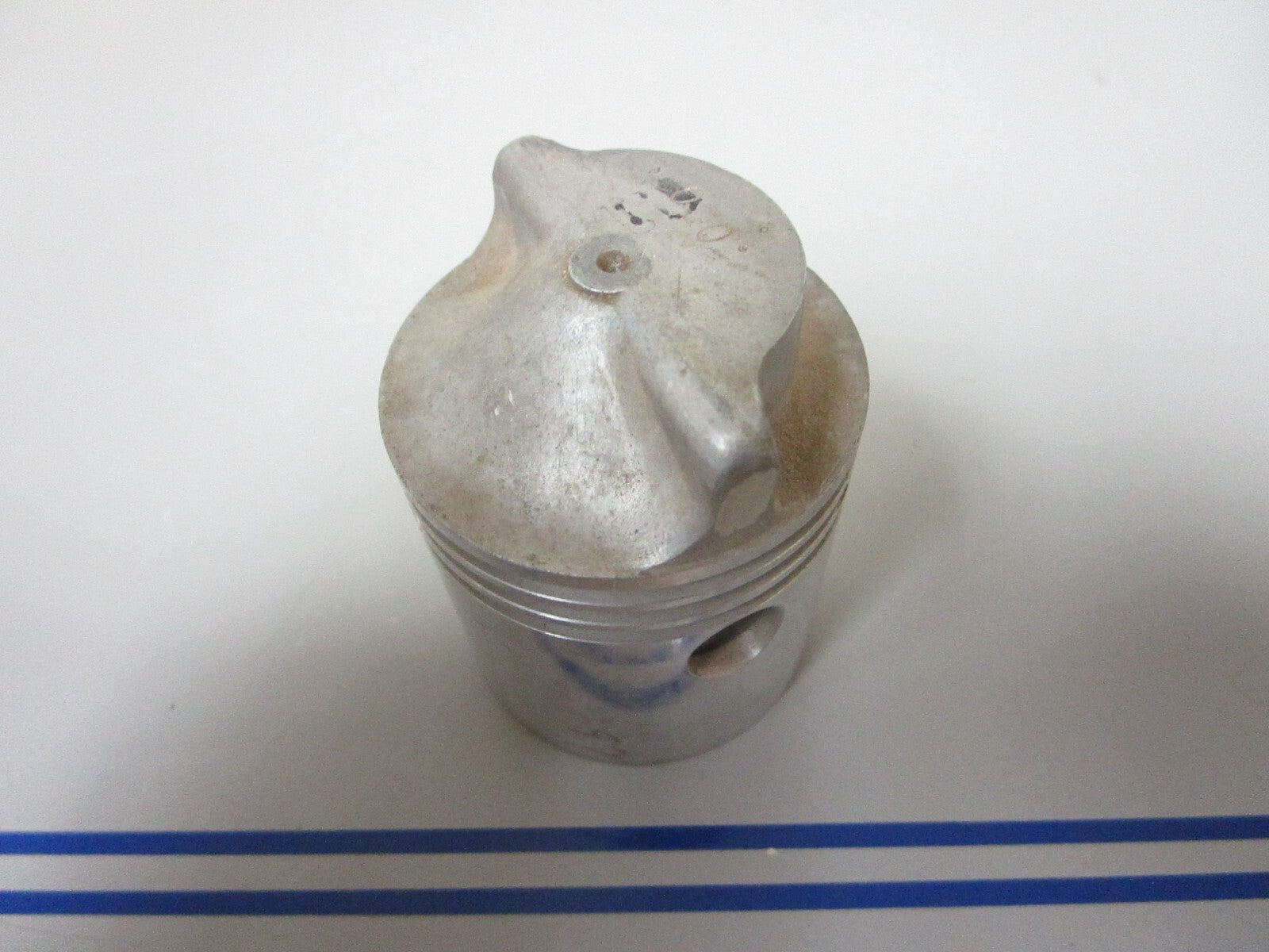 *NEW OEM* 0720 OMC Johnson Evinrude Piston Assembly 302297