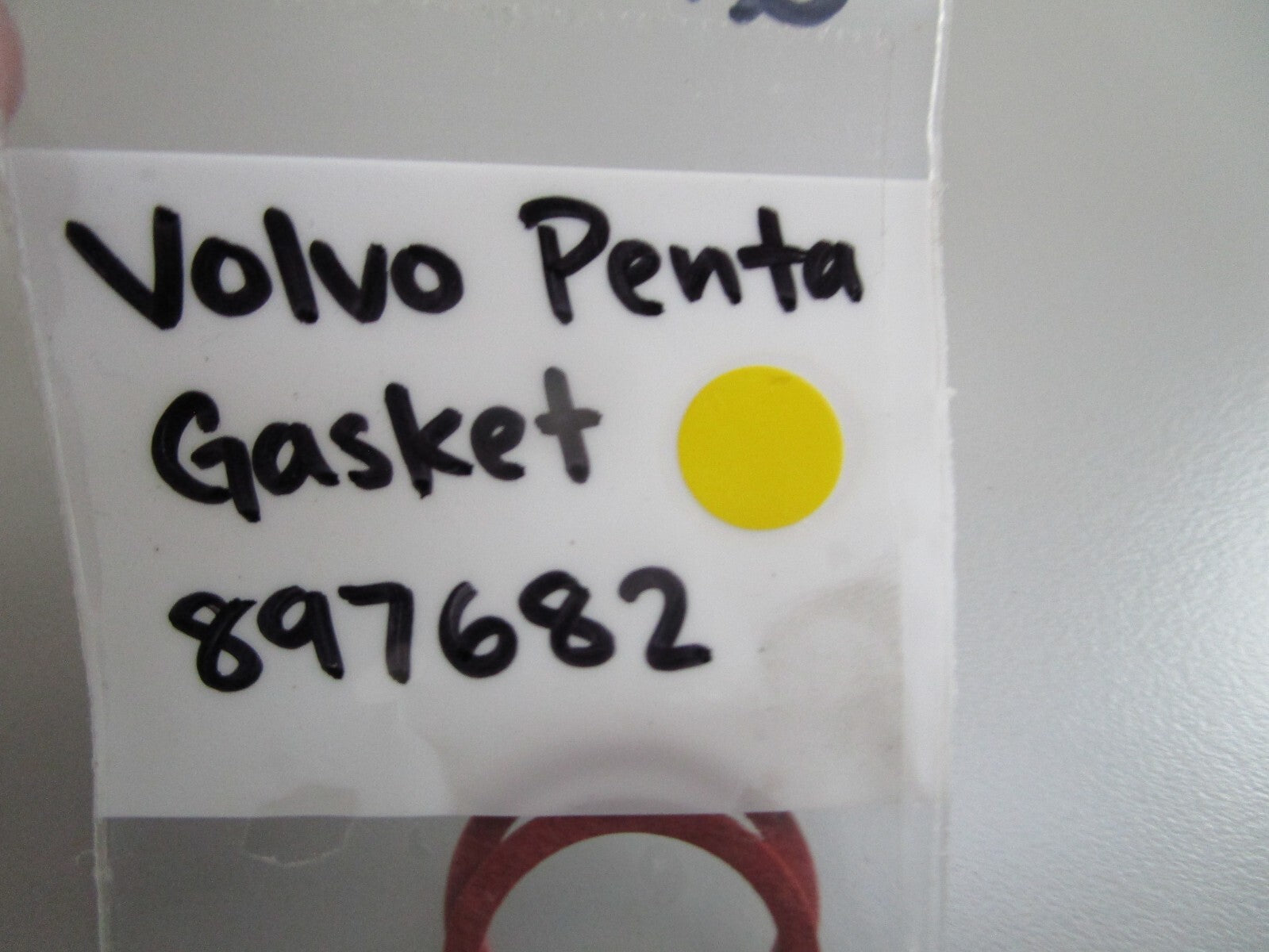 *NEW OEM* 0810 Volvo Penta Gasket 897682